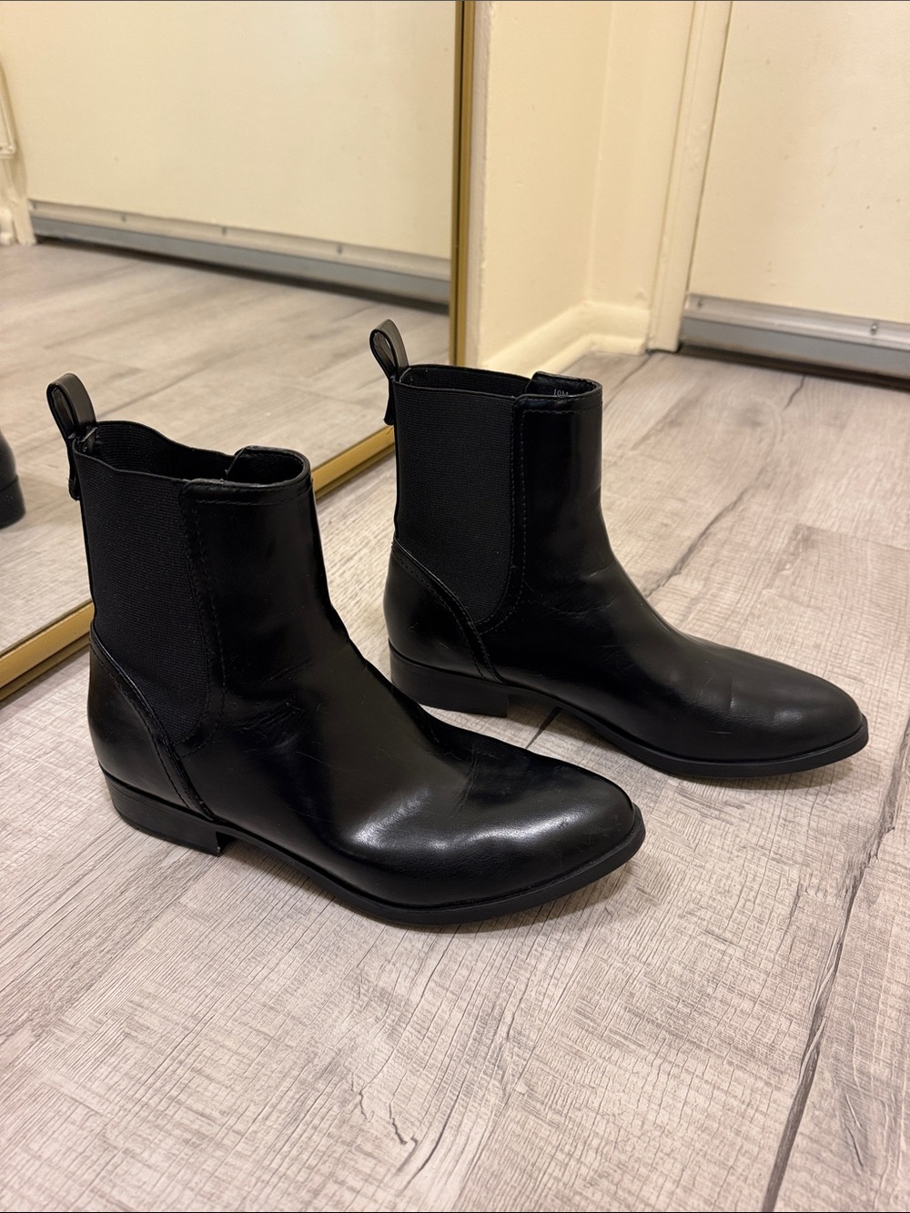 Black Leather Chelsea Boots - Classic Pull-On Ankle Boots
